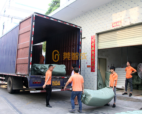 針扎棉裝車出貨