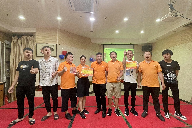 排球第一名：生產(chǎn)部冠軍隊