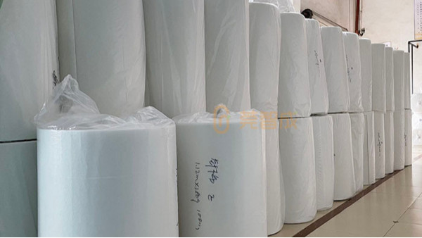 煙嘴過濾棉廠家-質(zhì)量穩(wěn)定，交期準(zhǔn)時