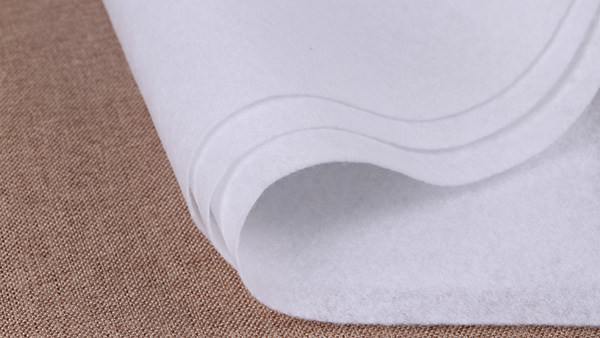 隔熱針刺無(wú)紡布-根據(jù)性能用料