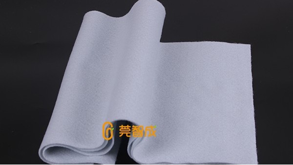 可以自然降解的滌綸針刺無紡布